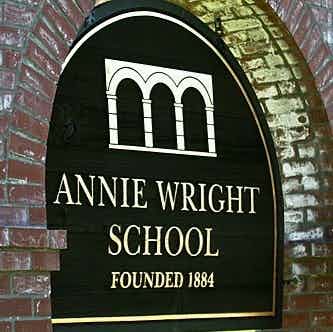 500px-Annie_Wright_Sign